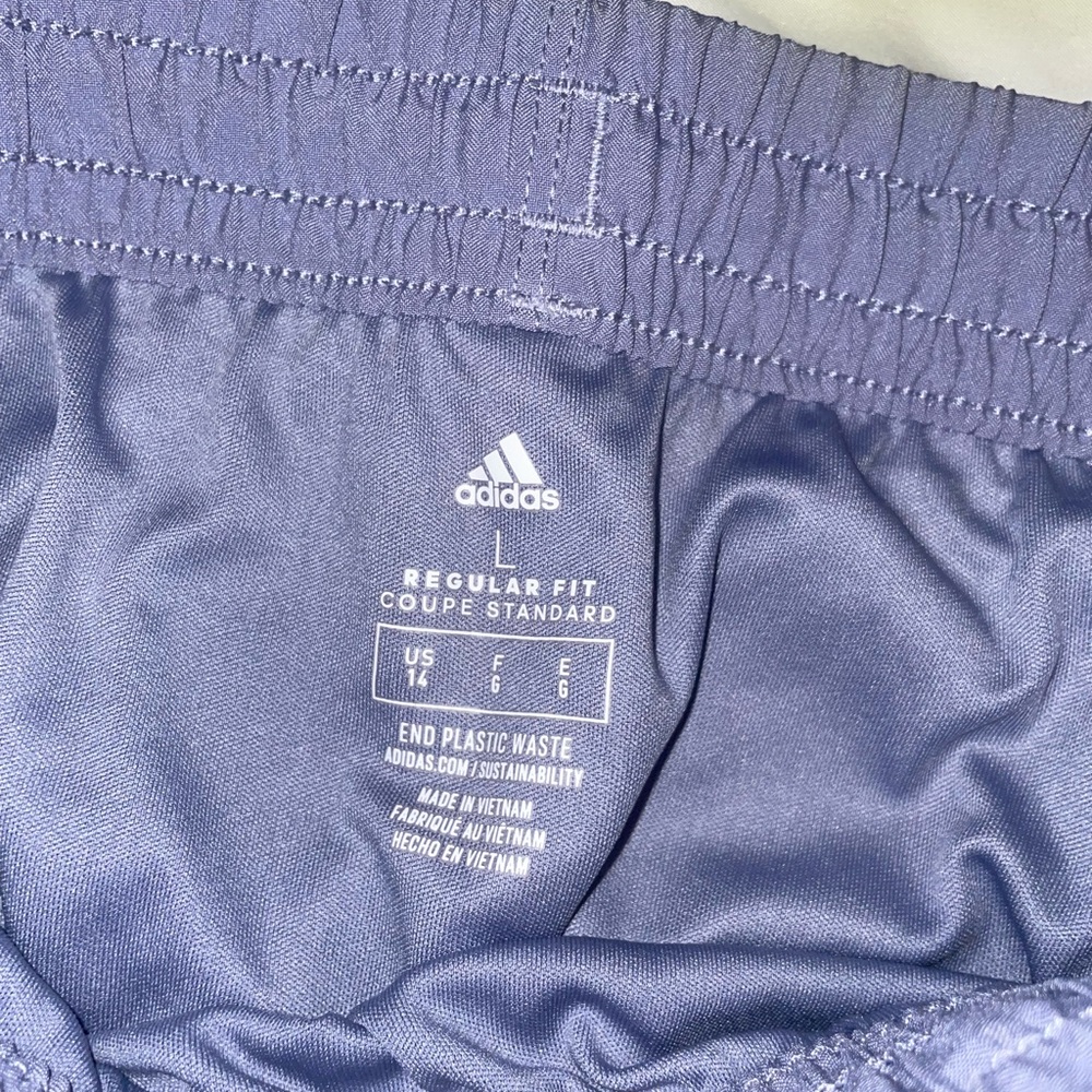 Girls size 14 adidas Nike active shorts bundle - Picture 3 of 4